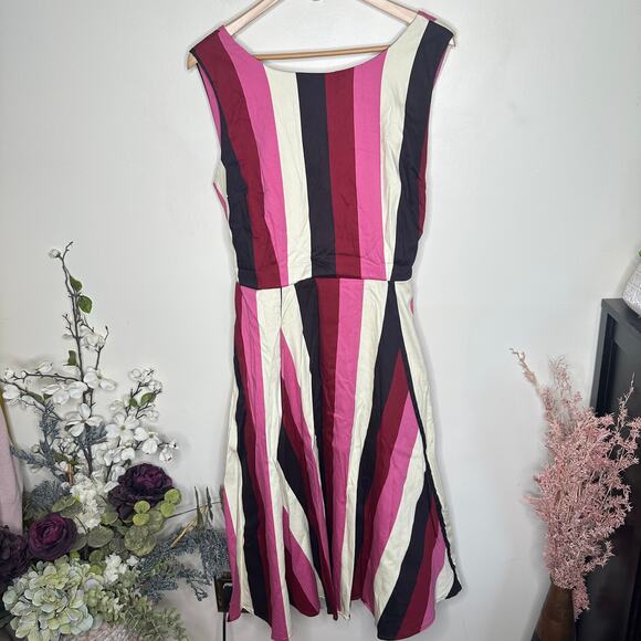 COLLECTIF Frances Bubble Gum Stripe Swing Midi Dress Sz 18 {3W47} - Picture 3 of 5